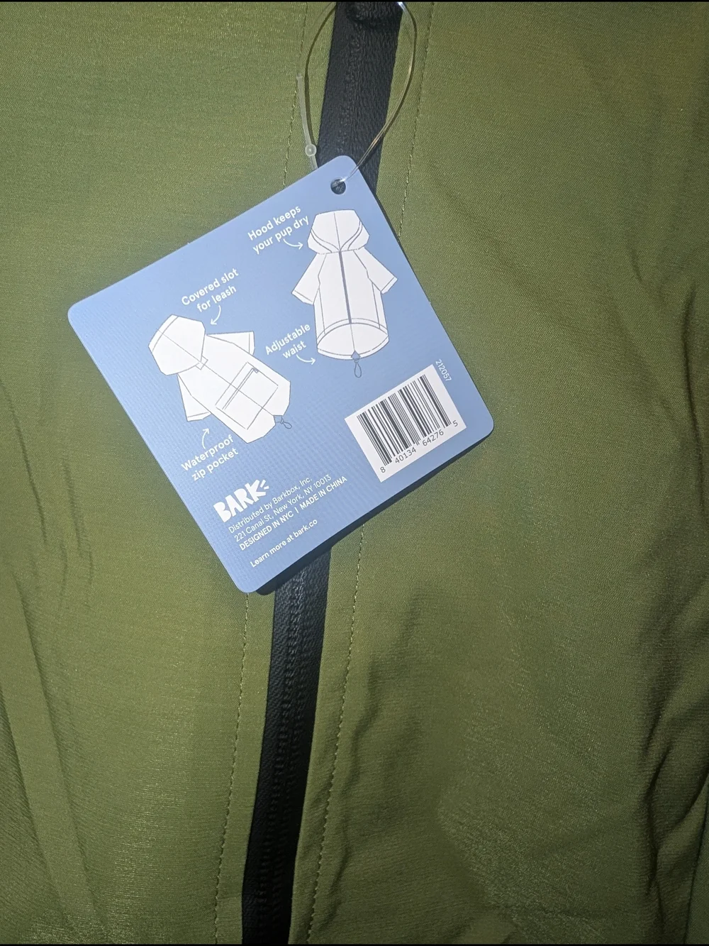 XL / XXL Green Dog The Dry Dog Raincoat with Hood - Brand: BARK